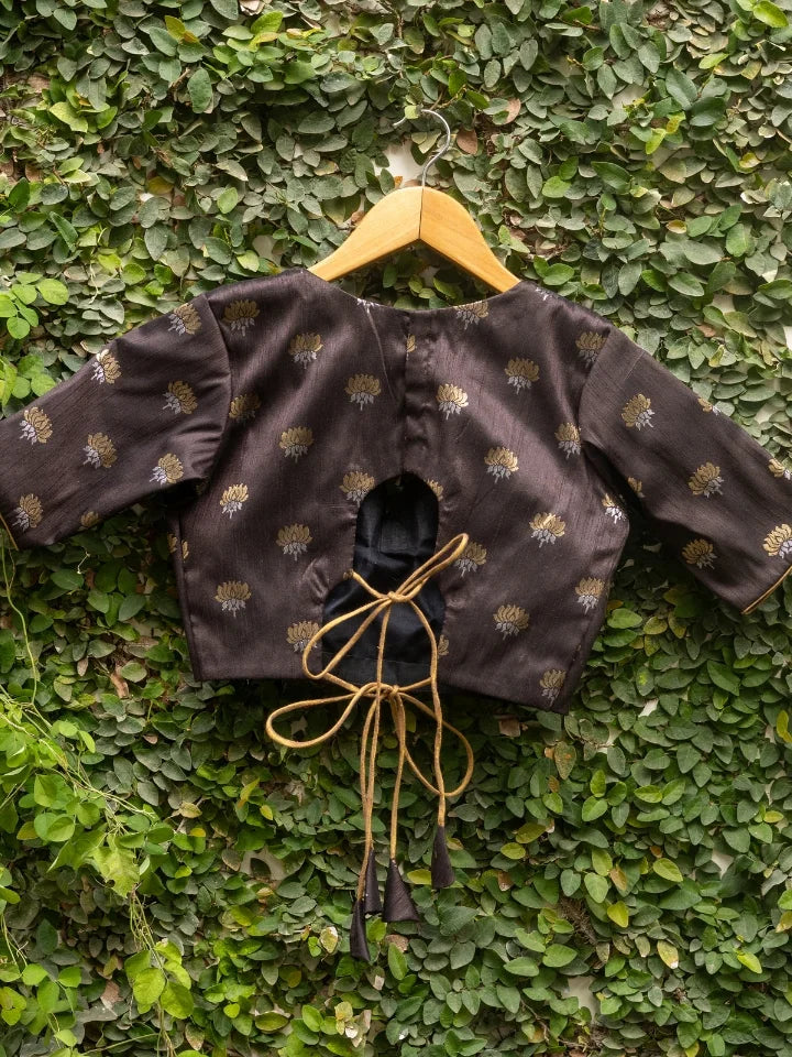 Aricanut Blouse
