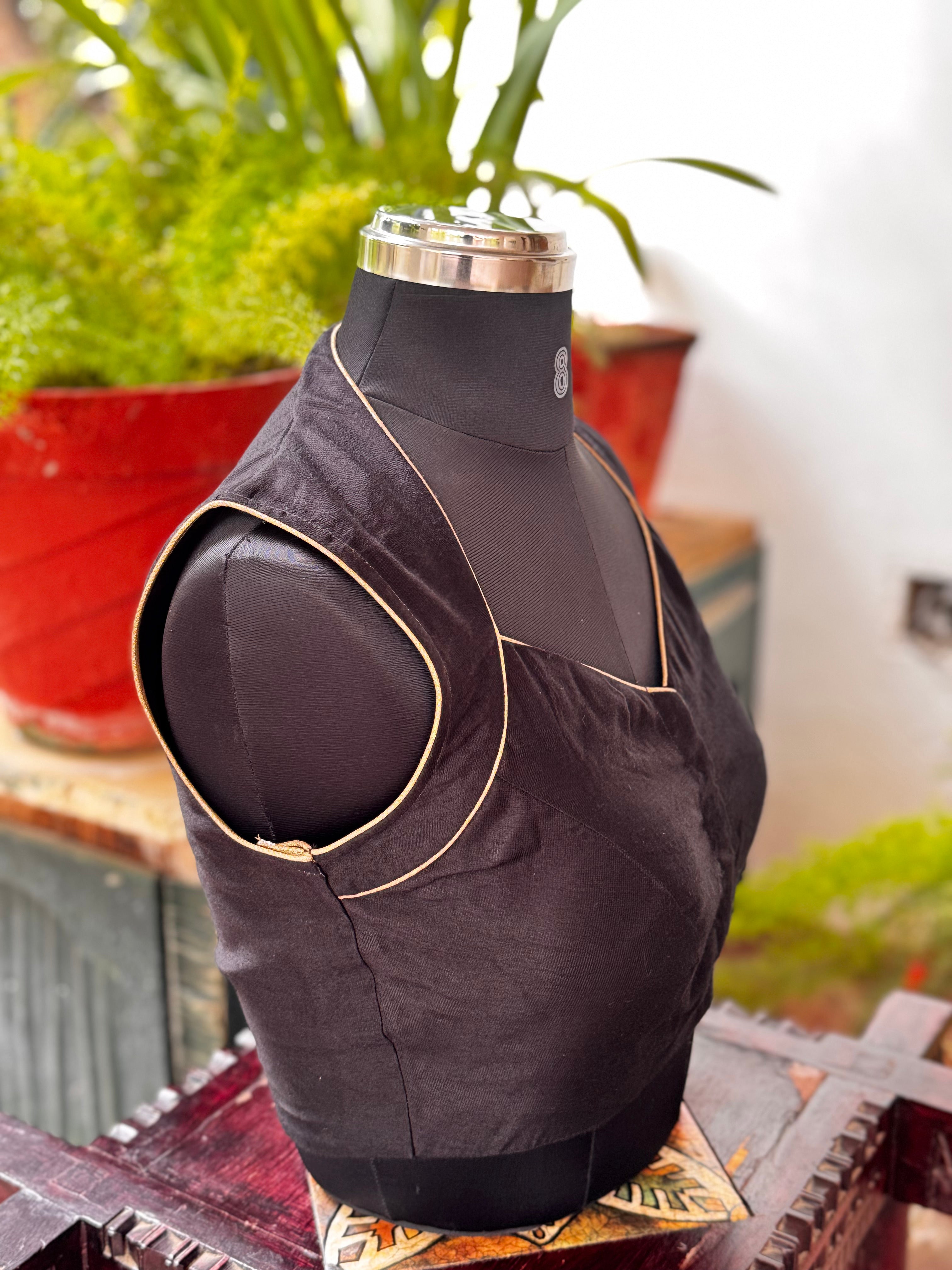 Solids Elite - Star Neck - Onyx Black SL