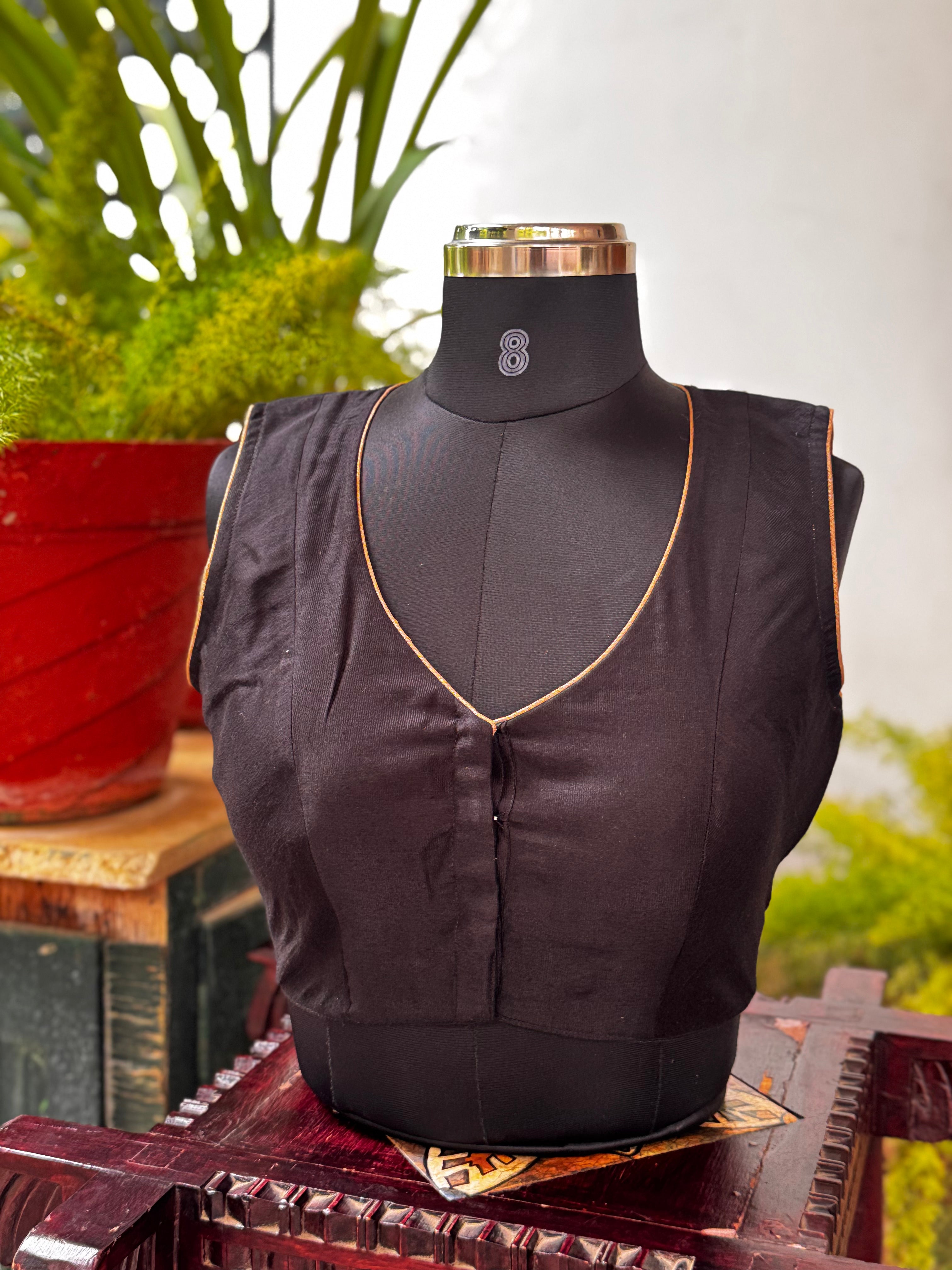 Solids Ethnic - 'V' Neck - Onyx Black CS