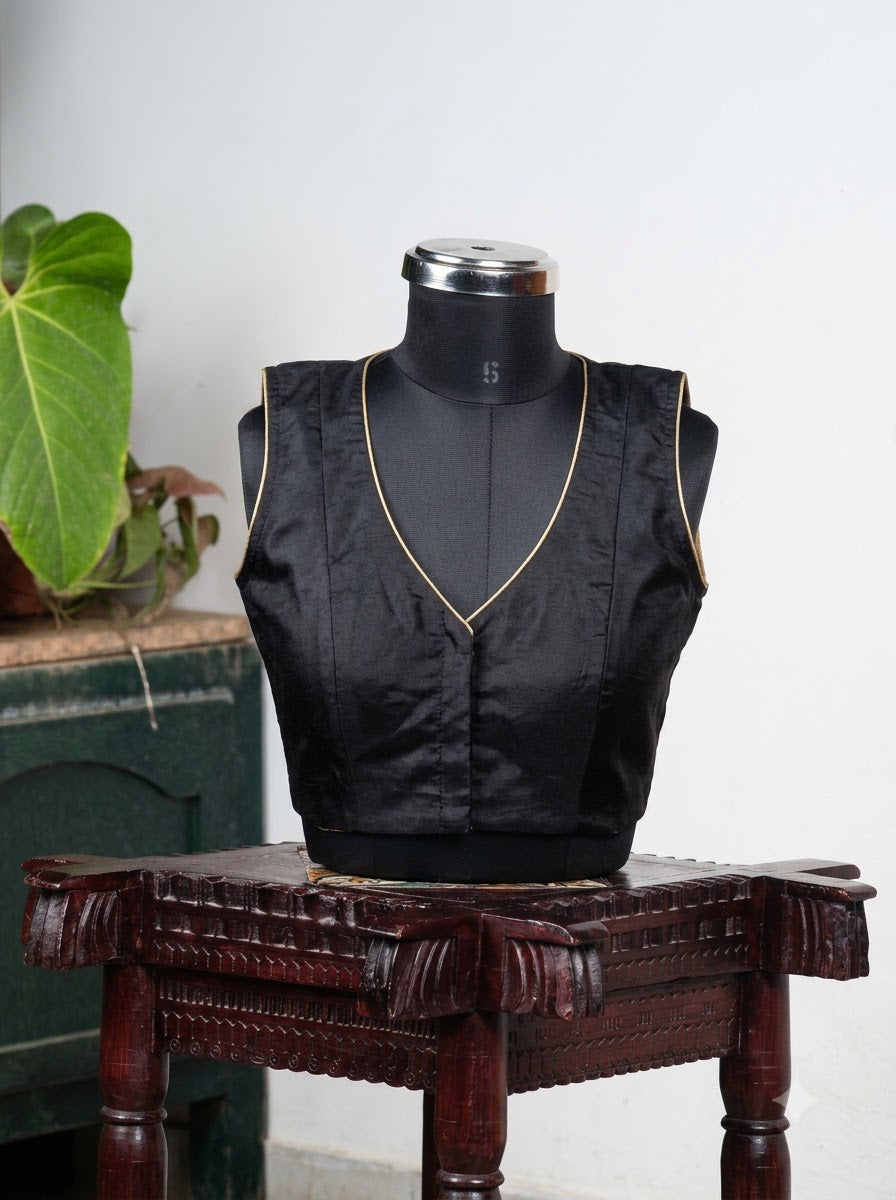 Solids Ethnic - 'V' Neck - Onyx Black SL