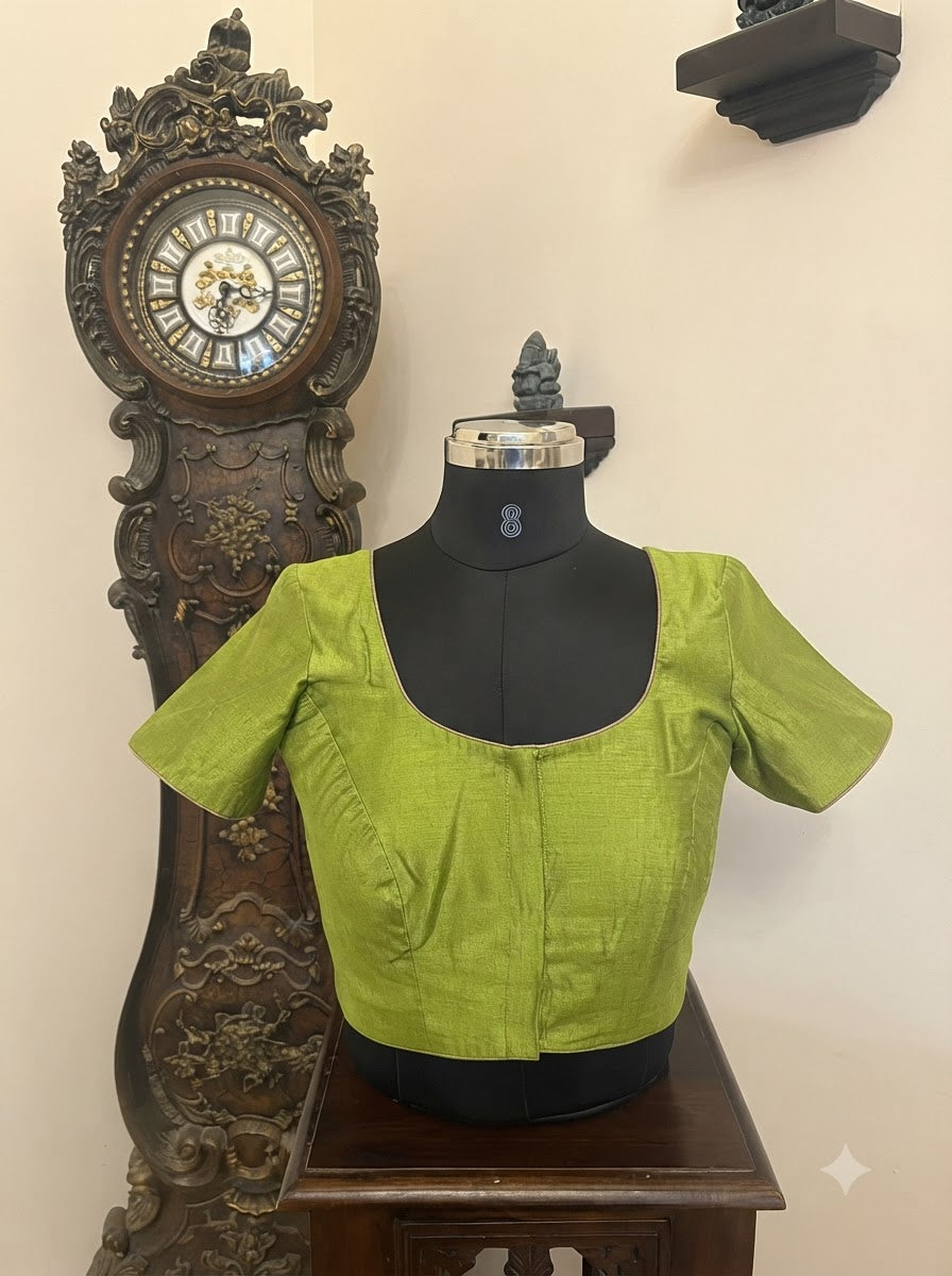 Solids Essential - Round Neck - Lime MS