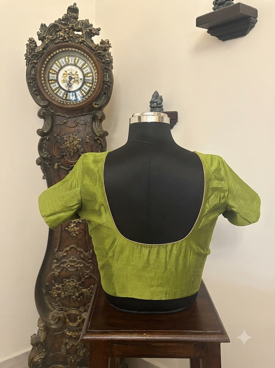 Solids Essential - Round Neck - Lime MS