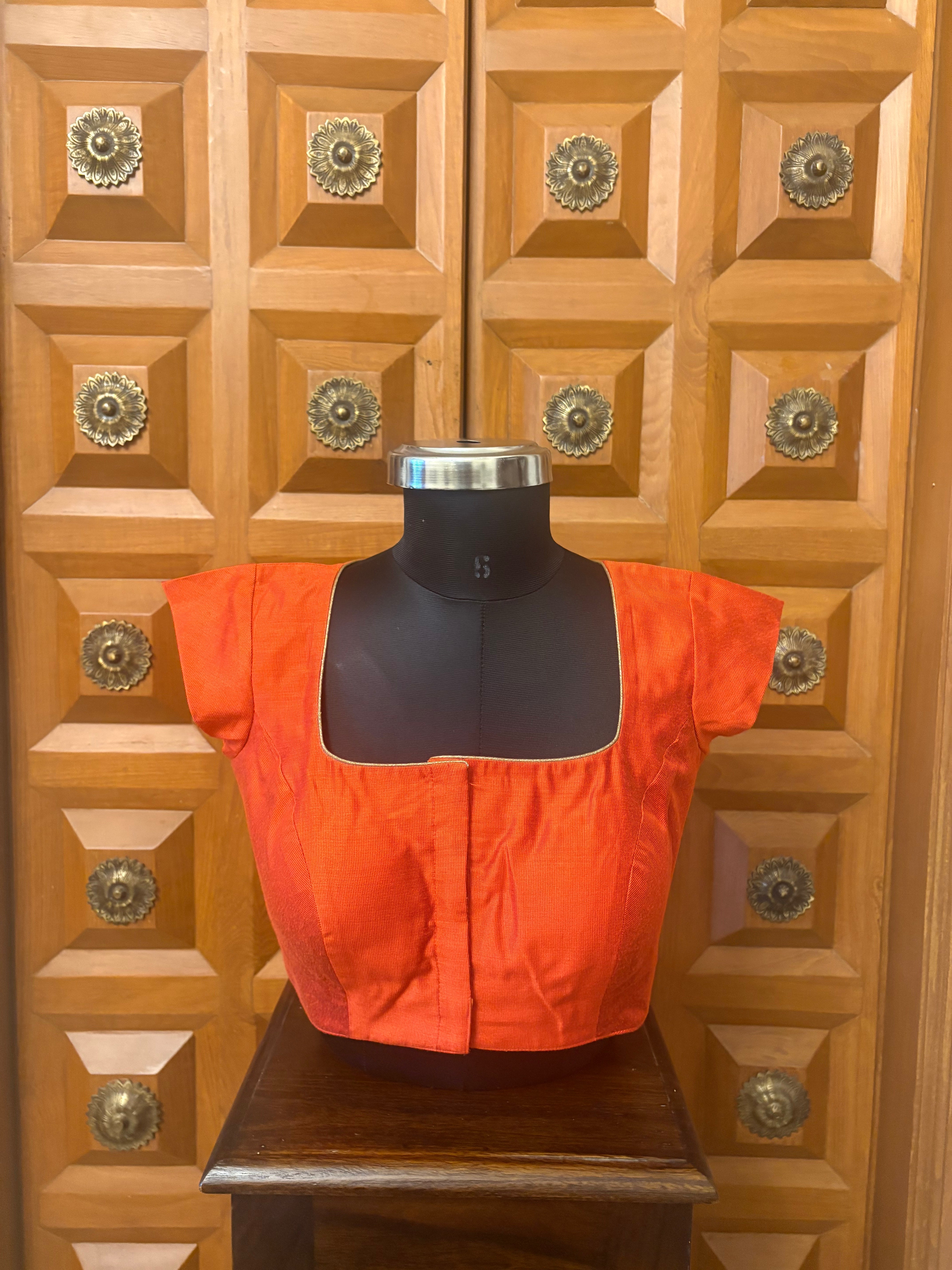 Solids Chic - Bend Square Neck - Coral Ember CS – Ravikkai
