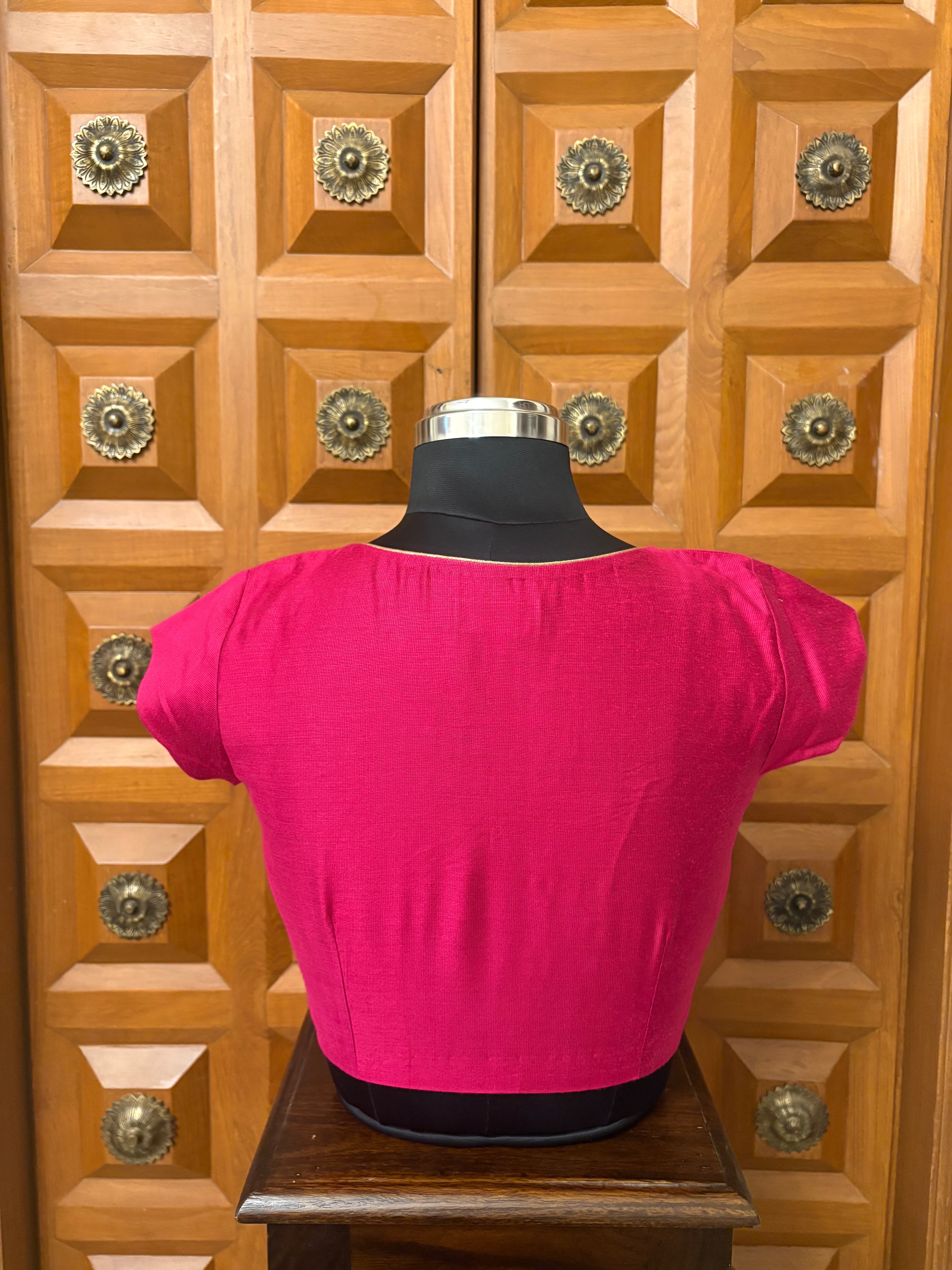 Solids Chic - Bend Square Neck - Pink Garnet CS
