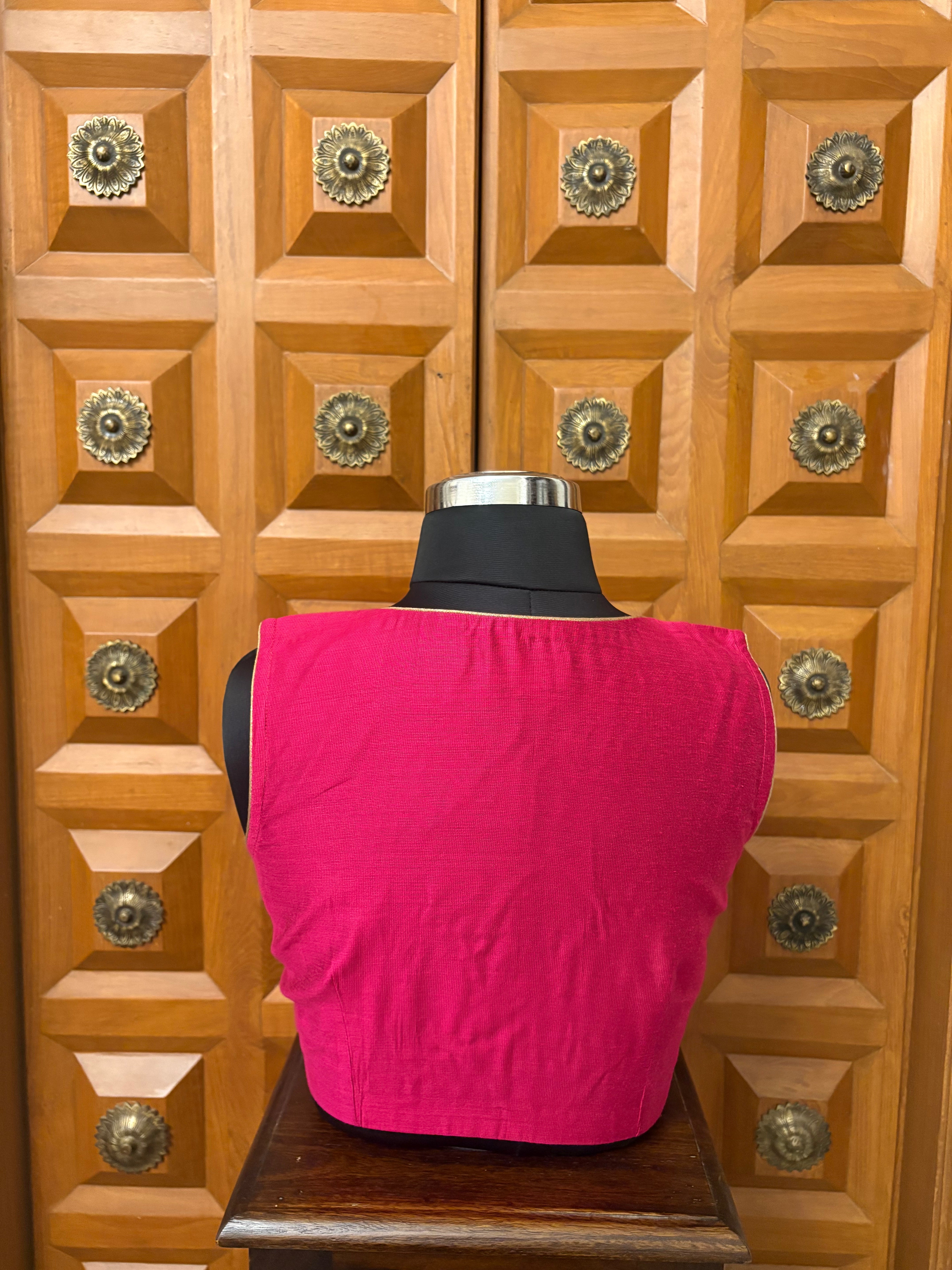 Solids Chic - Bend Square Neck - Pink Garnet SL
