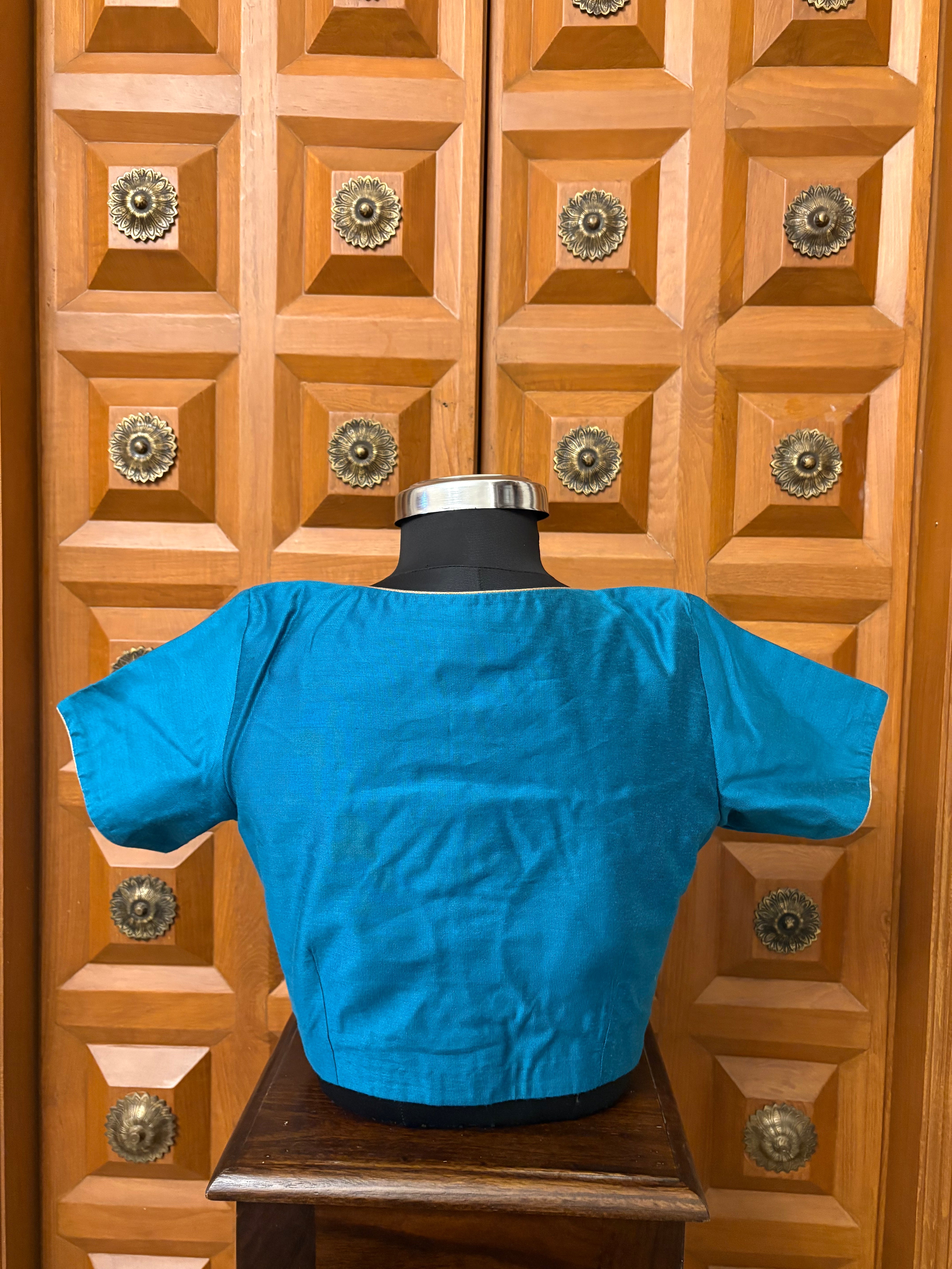 Solids Chic - Bend Square Neck -Turquoise MS
