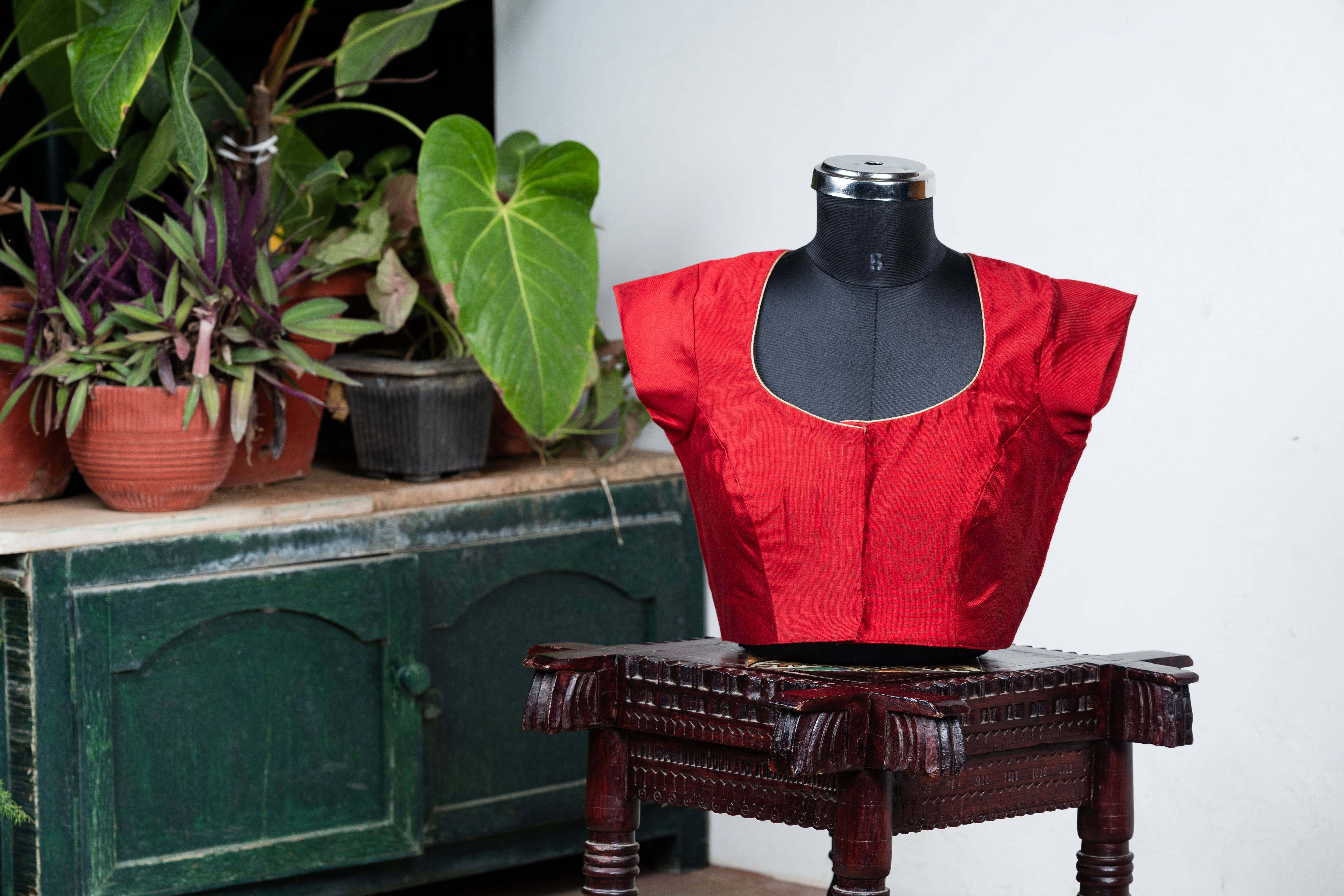 Solids Classic - Pot Neck - Imperial Red CS