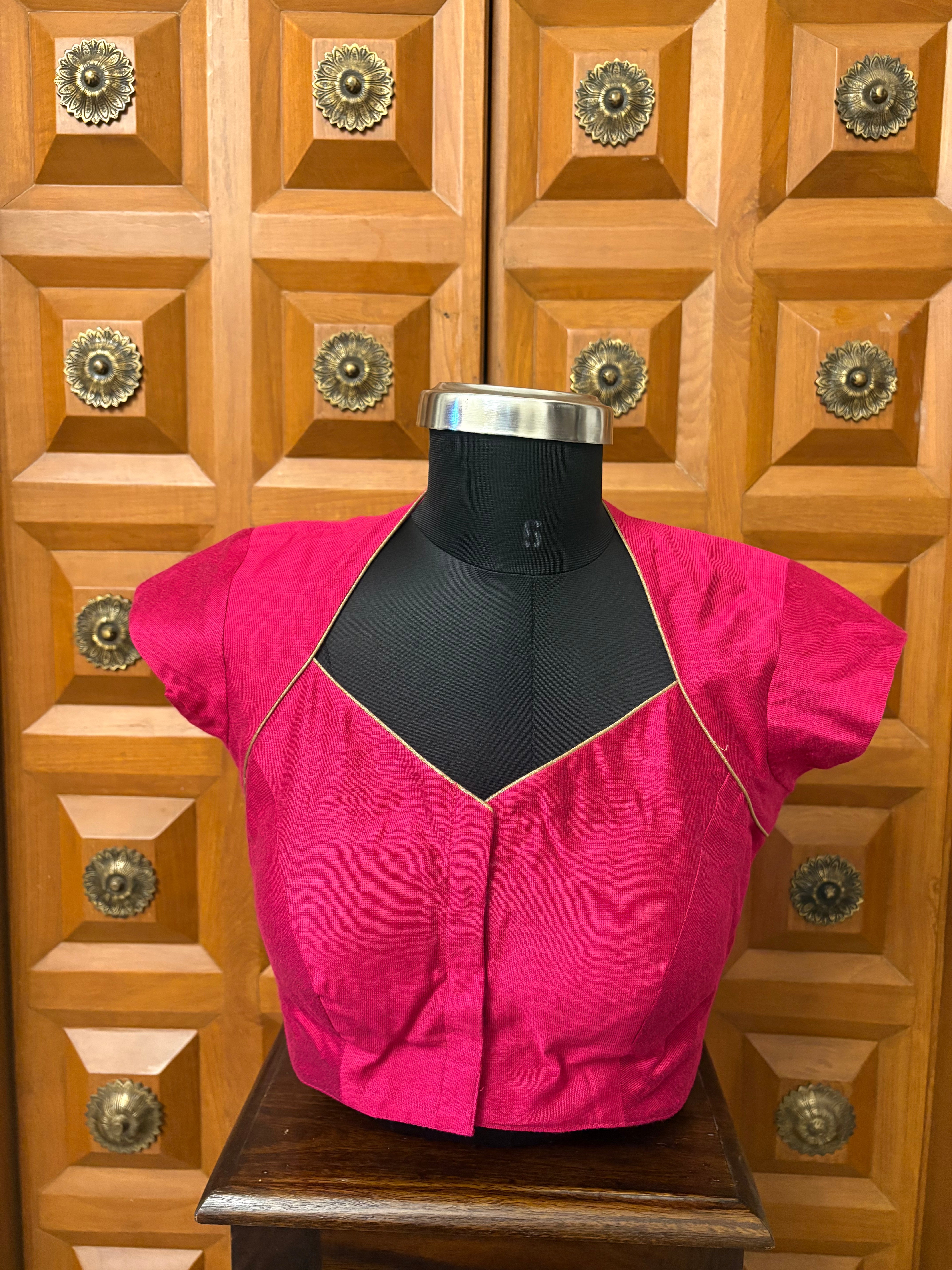 Solids Elite - Star Neck - Pink Garnet CS