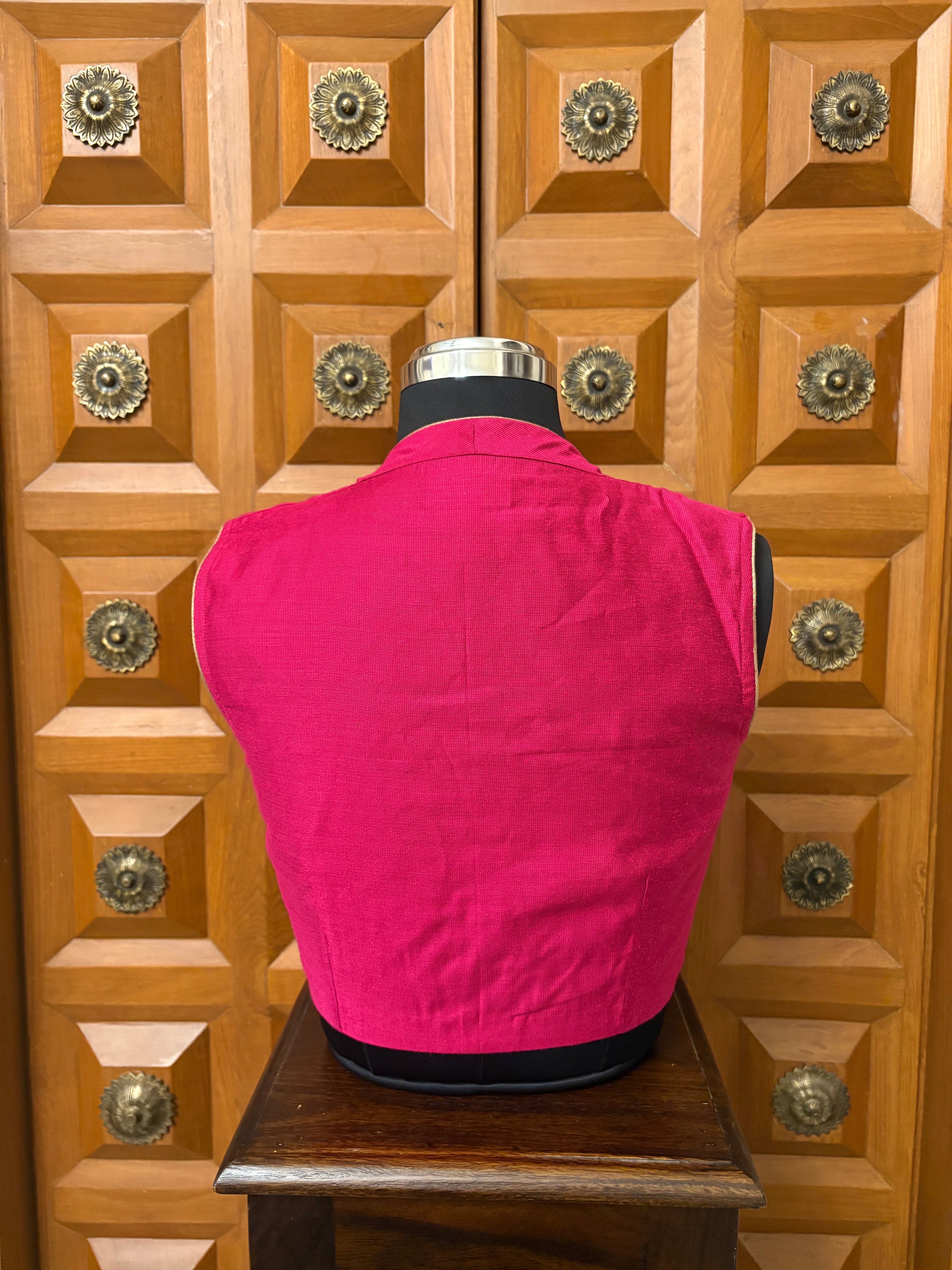 Solids Elite - Star Neck - Pink Garnet SL