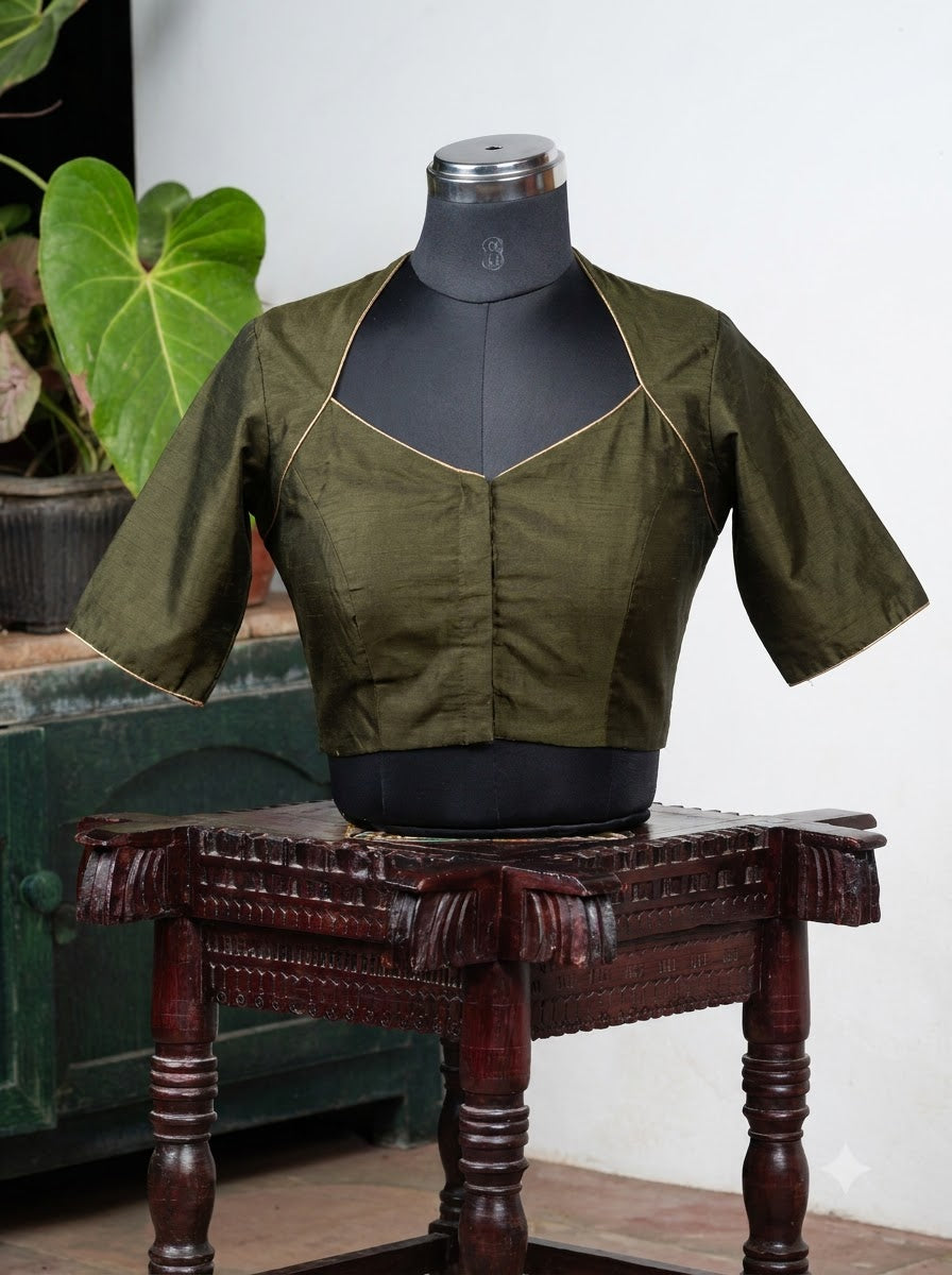 Solids Elite - Star Neck - Olive Green ES