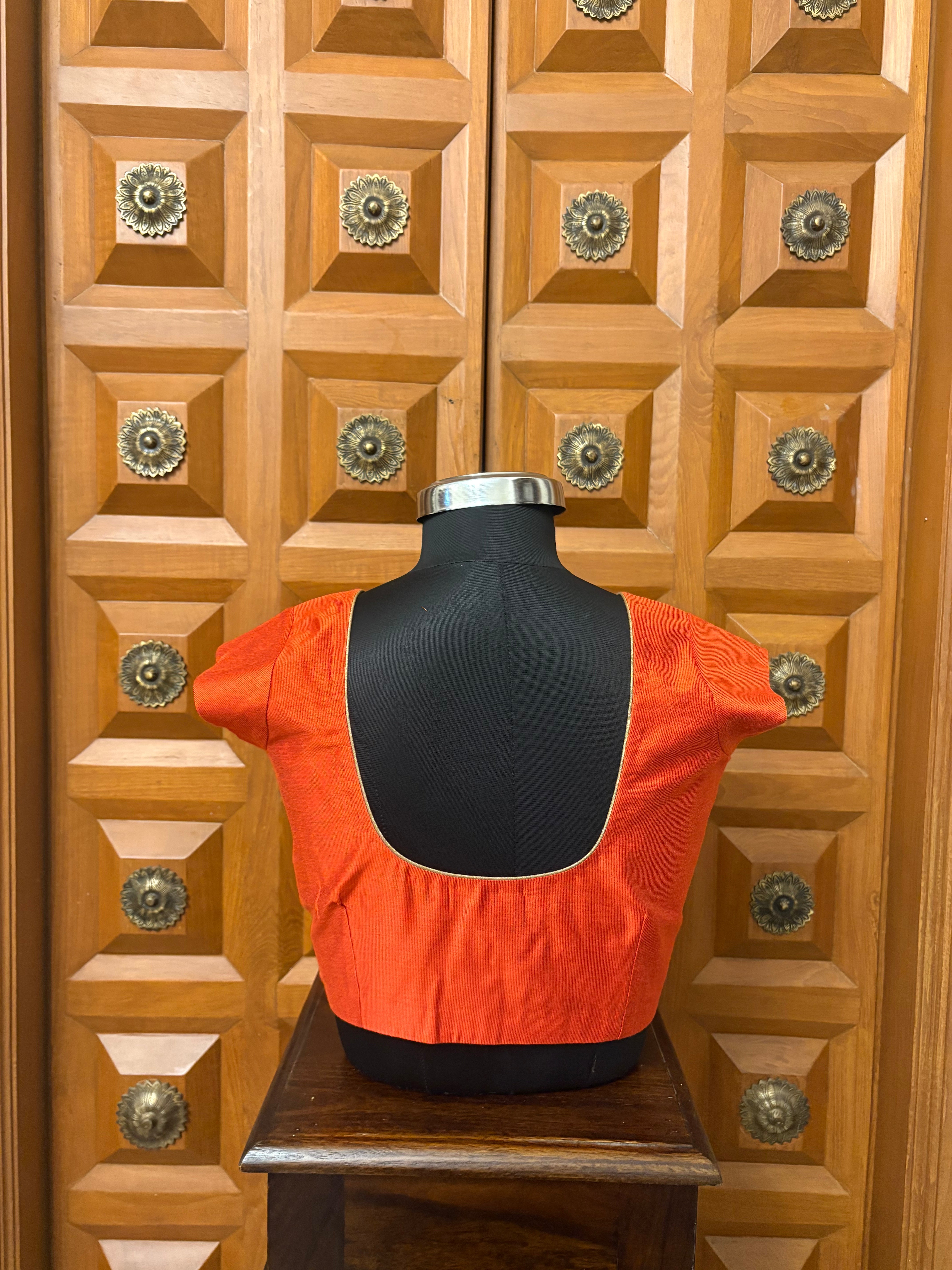 Solids Essential - Round Neck - Coral Ember CS