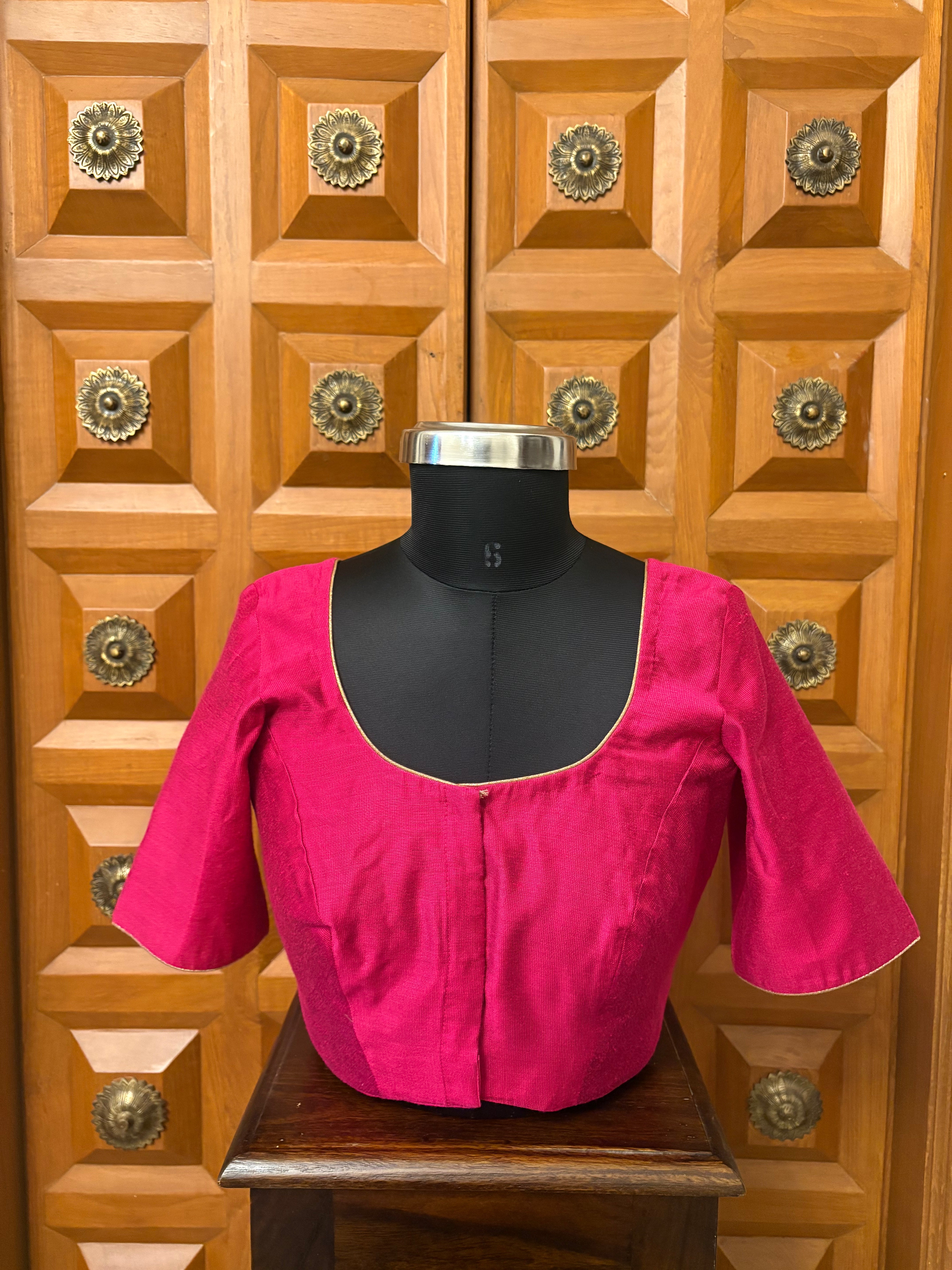 Solids Essential - Round Neck - Pink Garnet ES