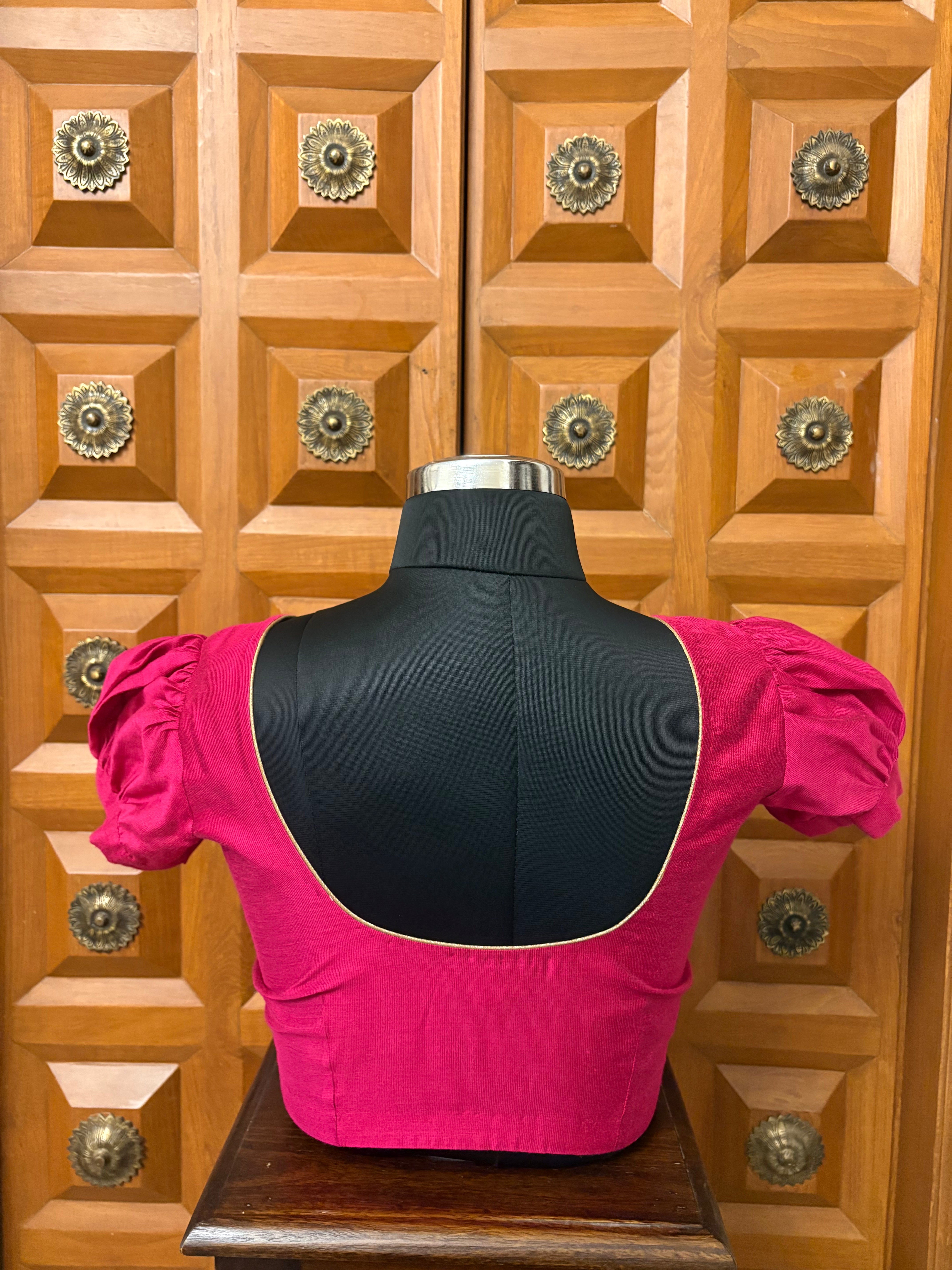 Solids Essential - Round Neck - Pink Garnet PS
