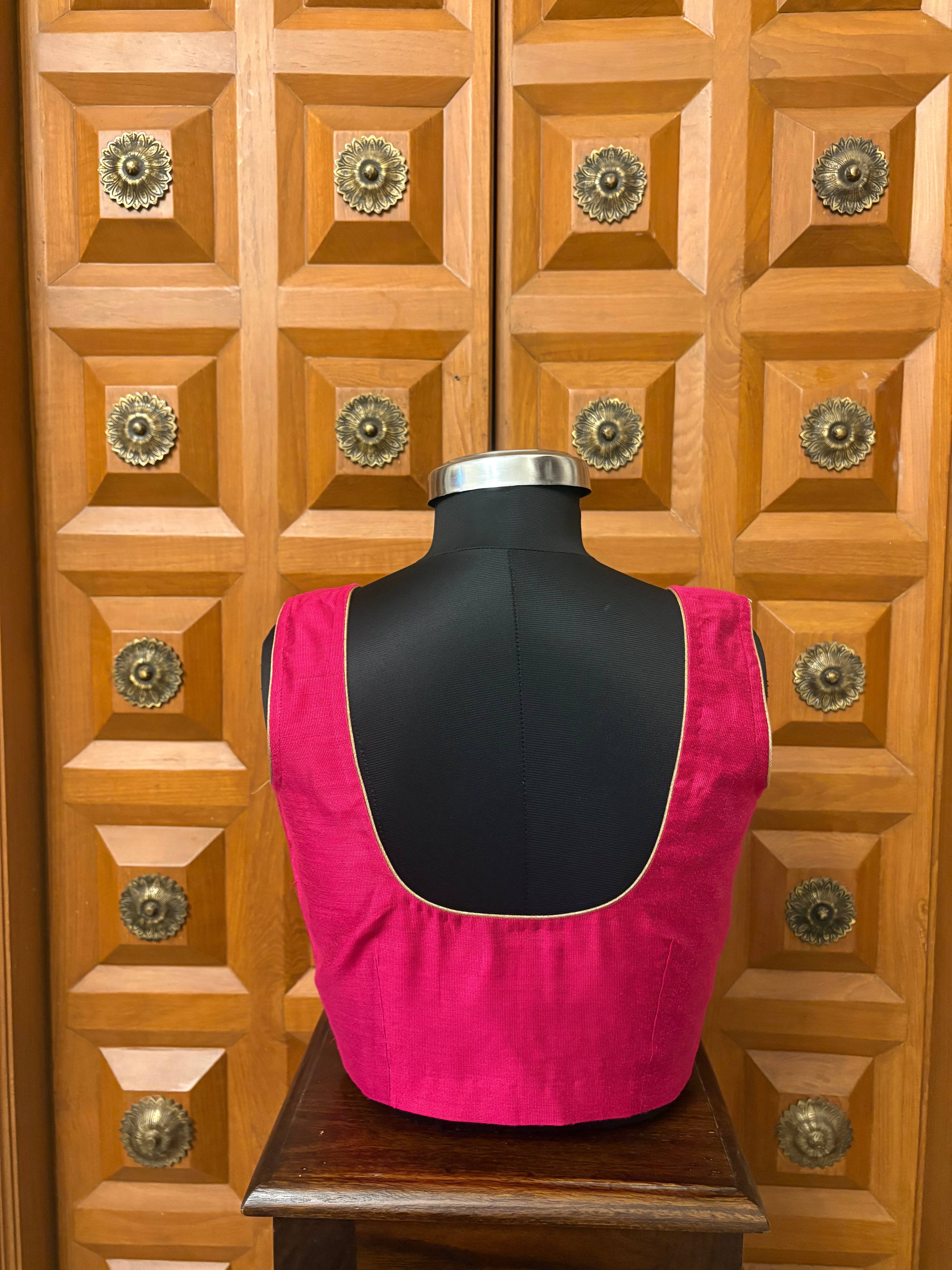 Solids Essential - Round Neck - Pink Garnet SL