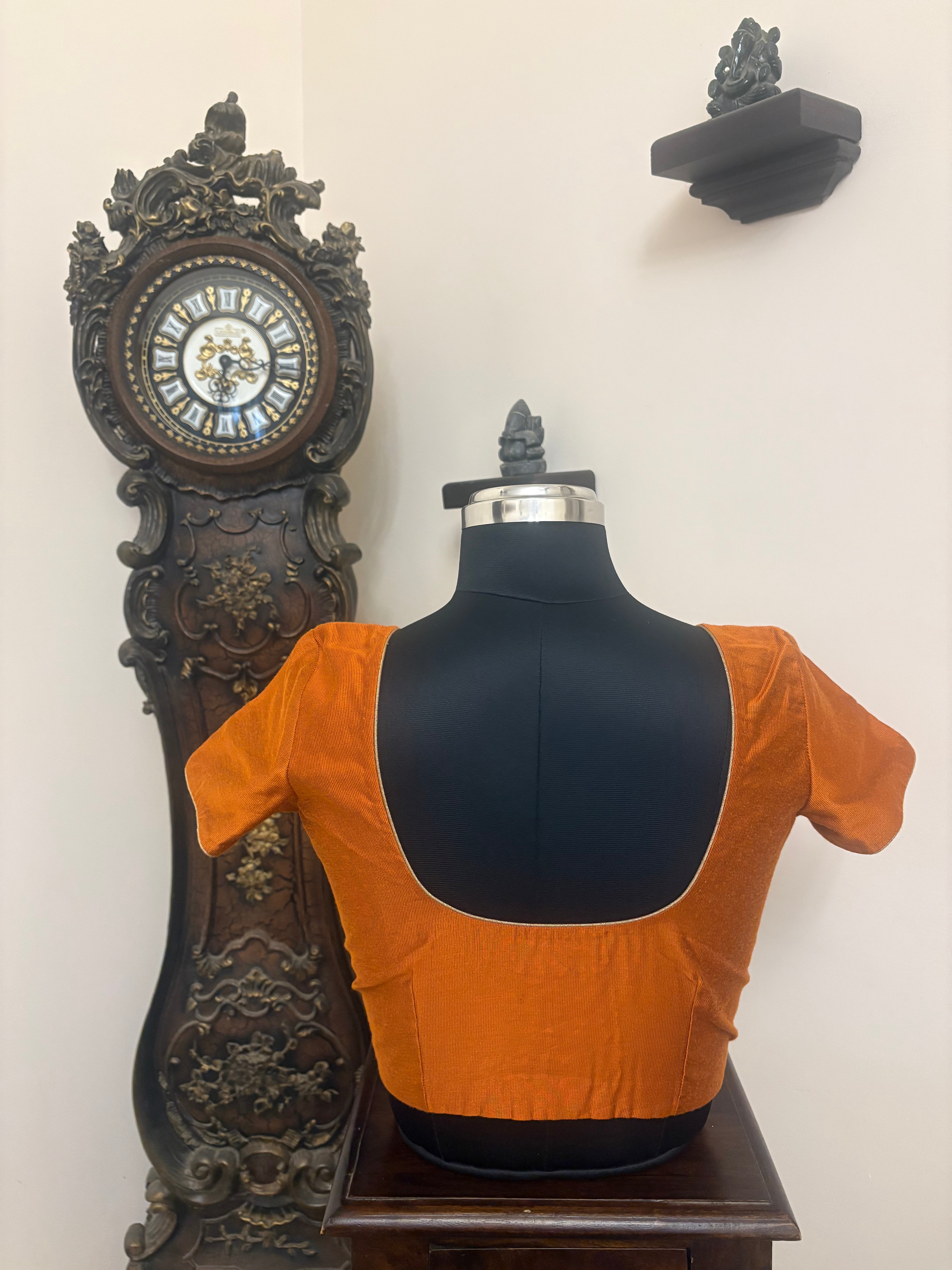 Solids Essential - Round Neck - Fenugreek MS