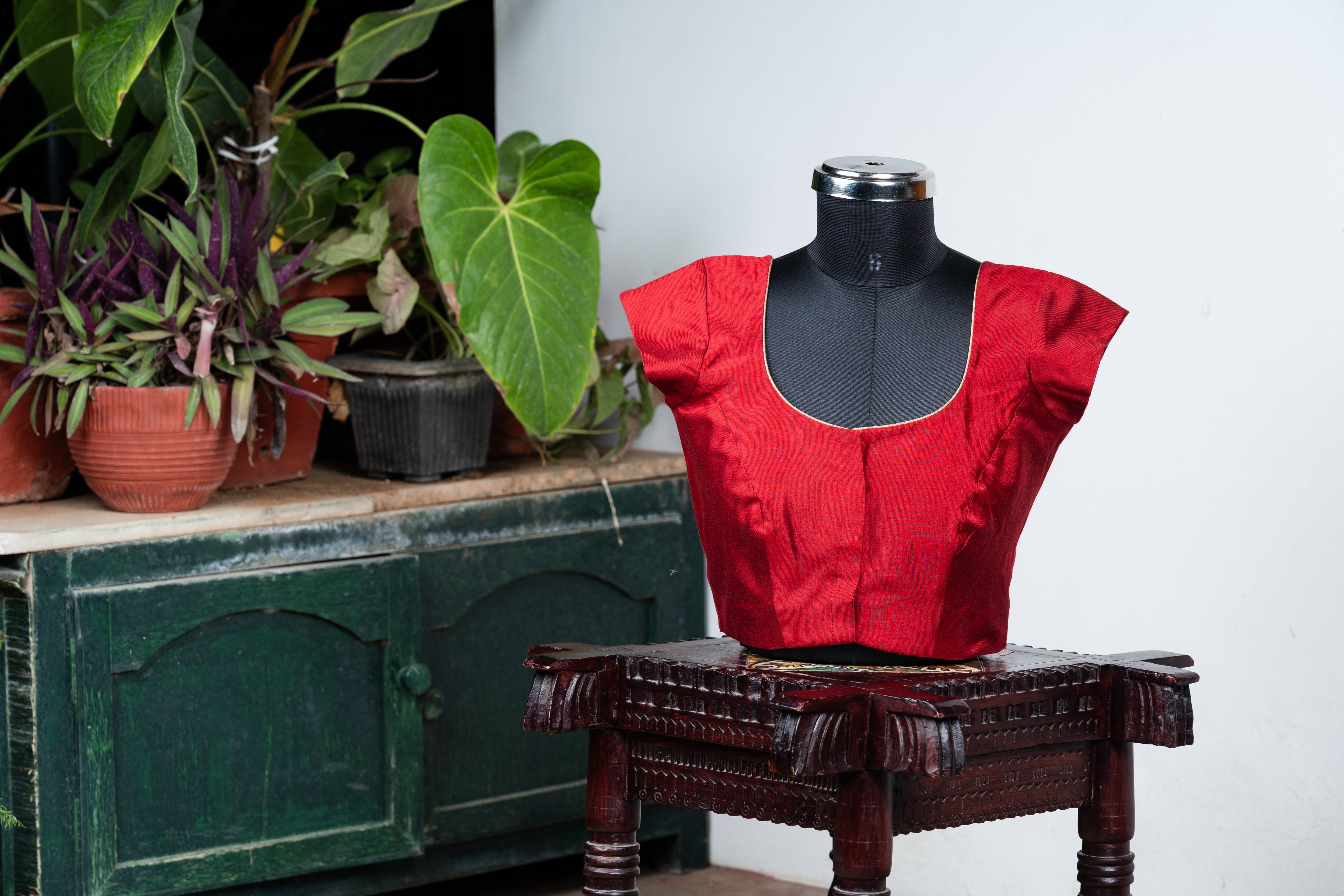 Solids Essential - Round Neck - Imperial Red CS
