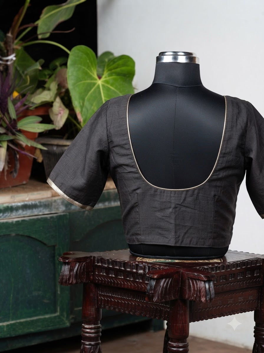 Solids Essential - Round Neck - Charcoal ES