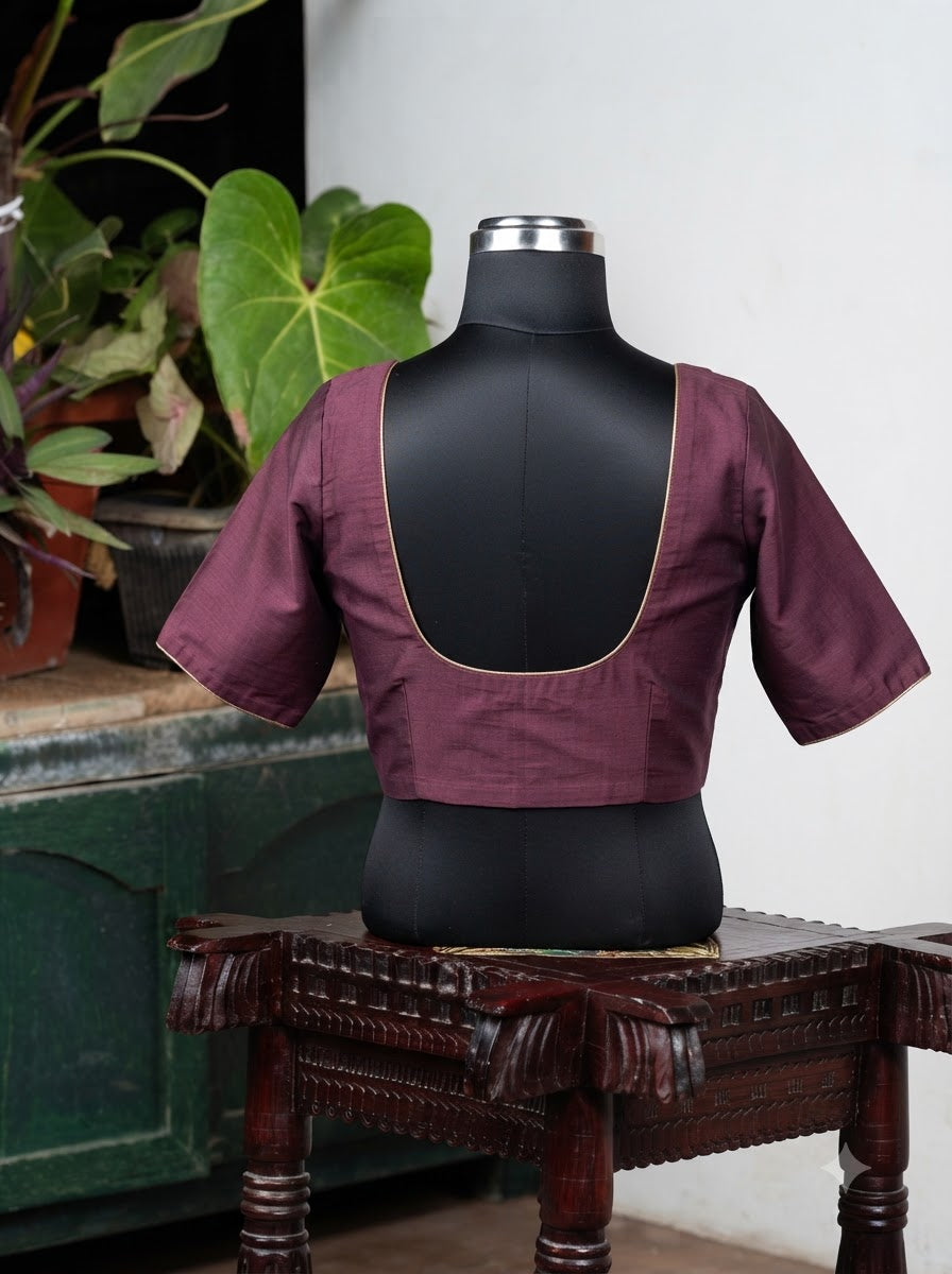 Solids Essential - Round Neck - Mulberry ES