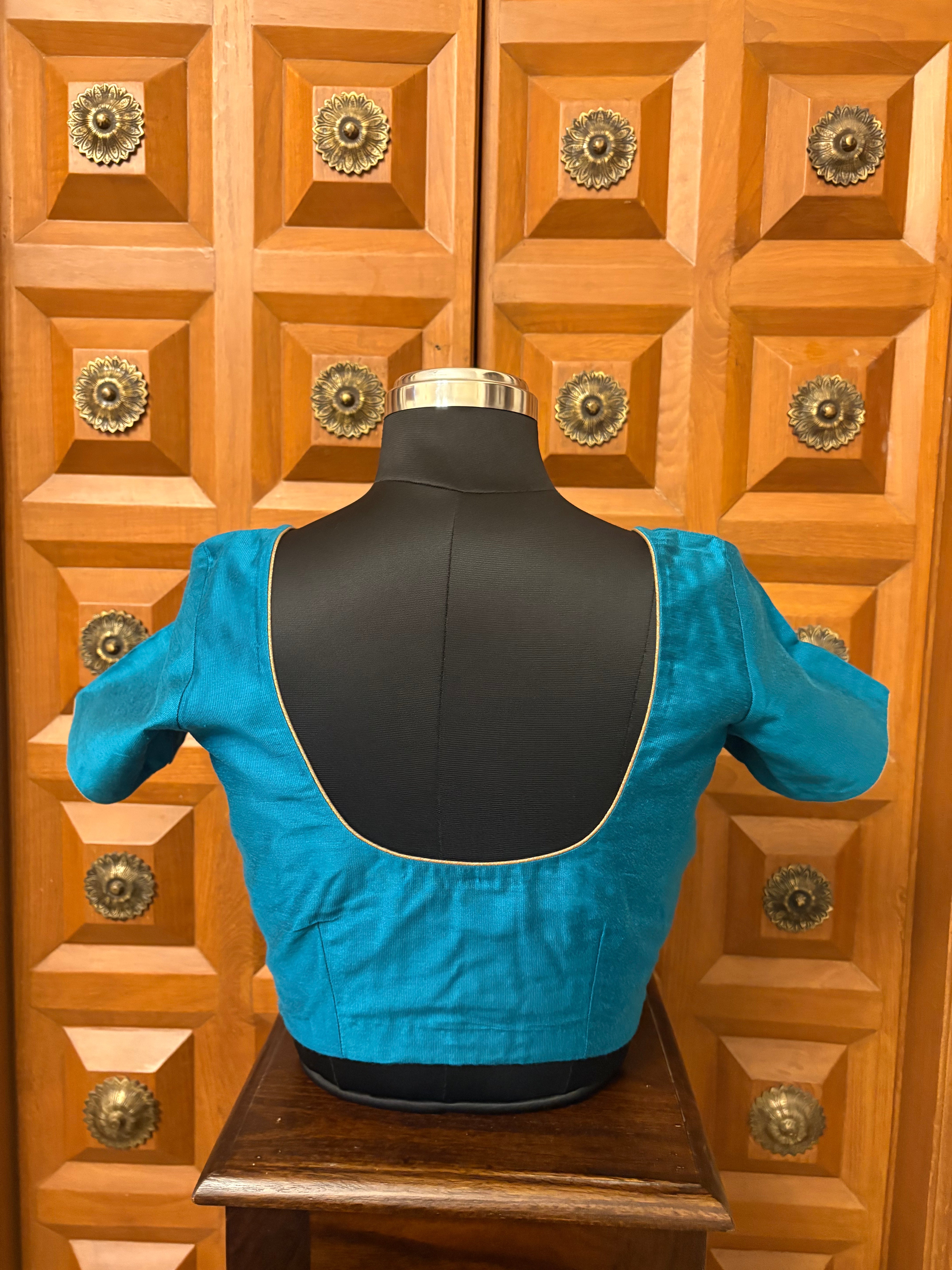 Solids Essential - Round Neck - Turquoise MS