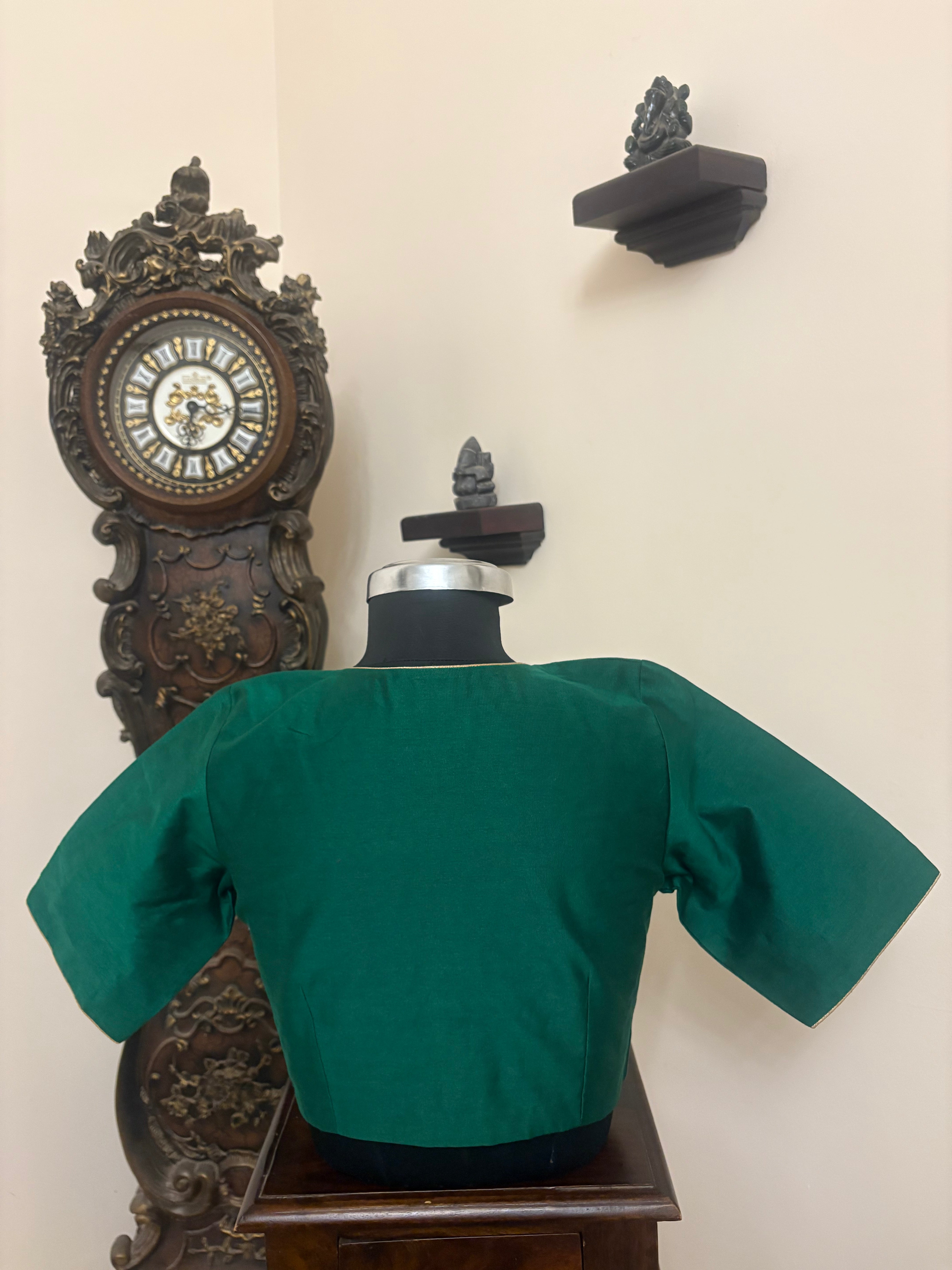 Solids Ethnic - 'V' Neck - Cypress Green ES