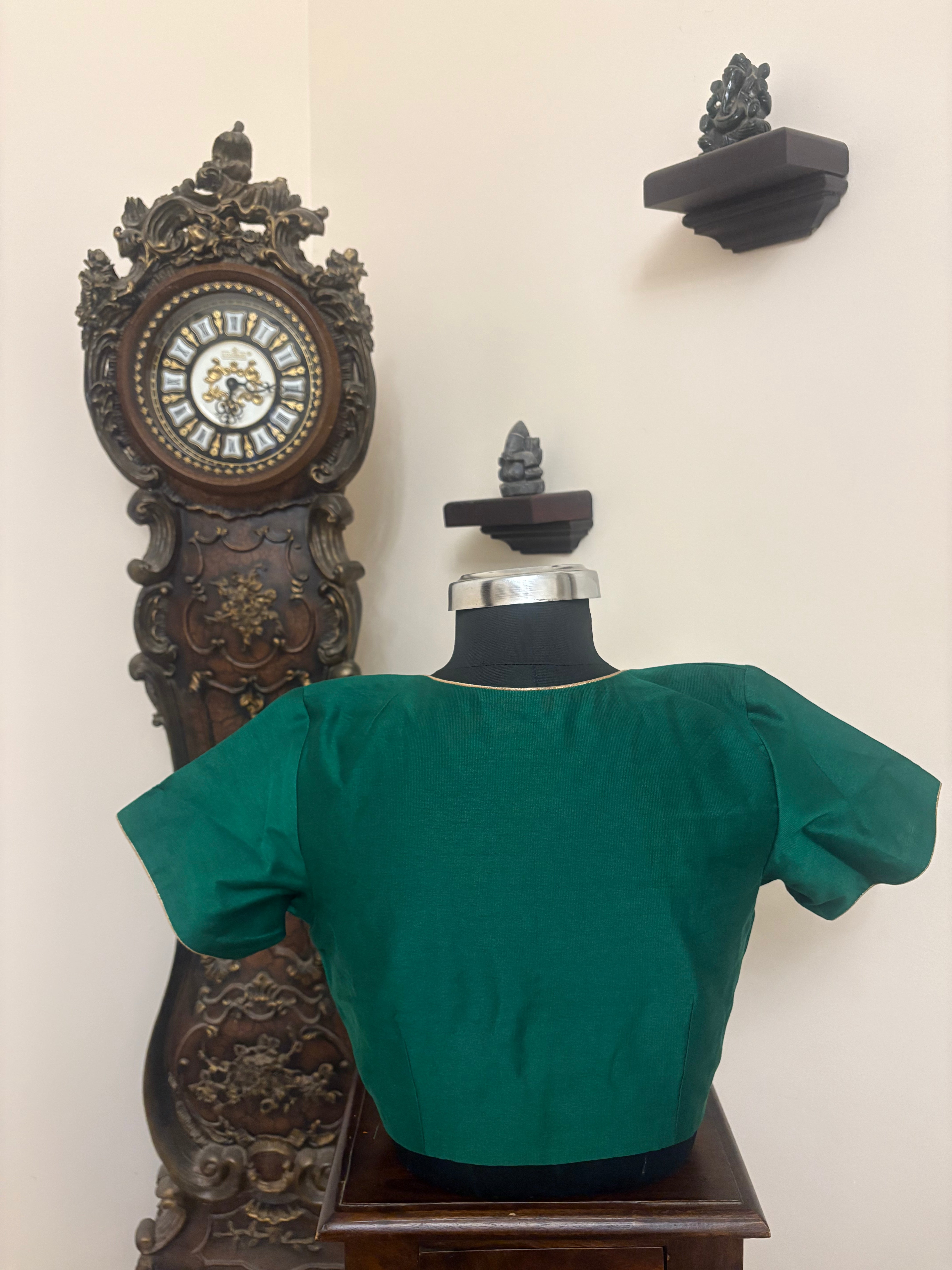 Solids Ethnic - 'V' Neck - Cypress Green MS