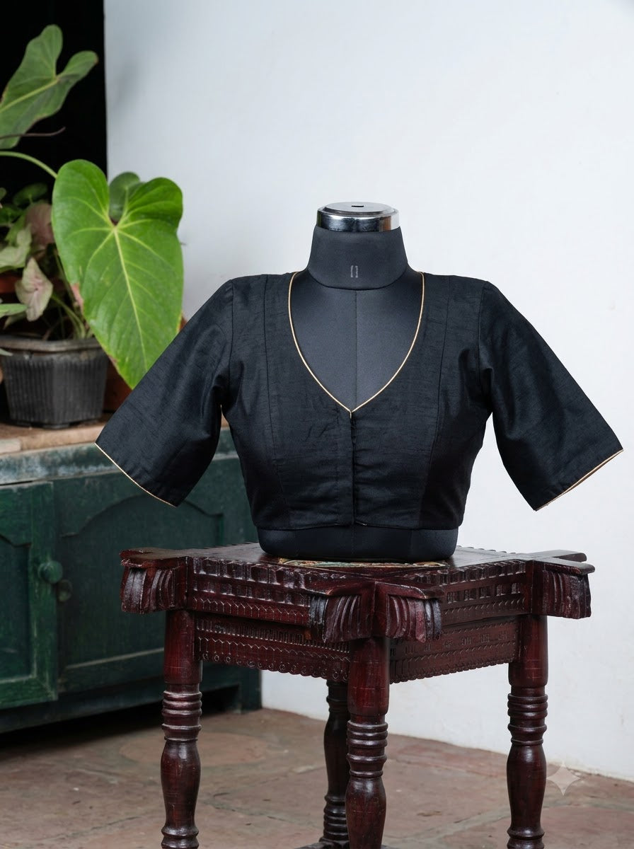 Solids Ethnic - 'V' Neck - Onyx Black ES